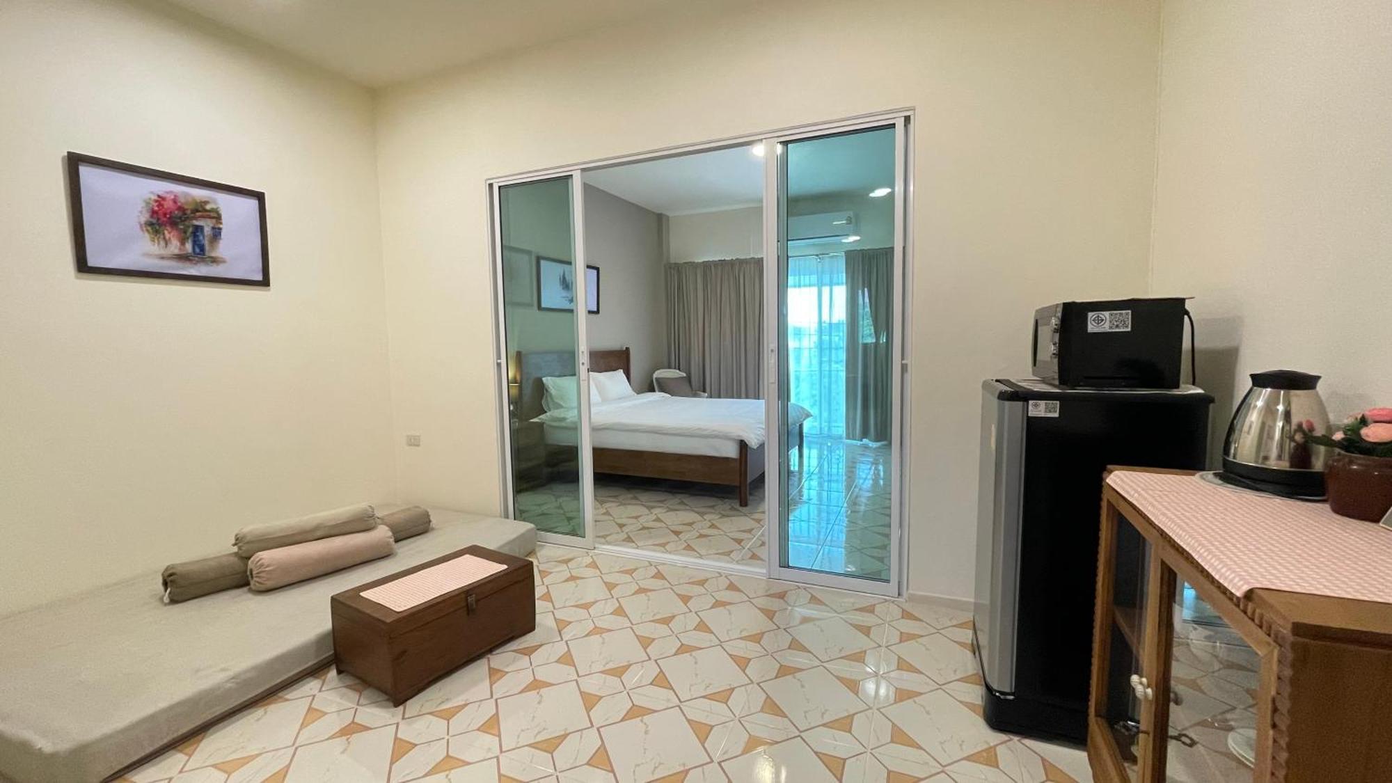 Ay'S House Aparthotel Chiang Mai Buitenkant foto