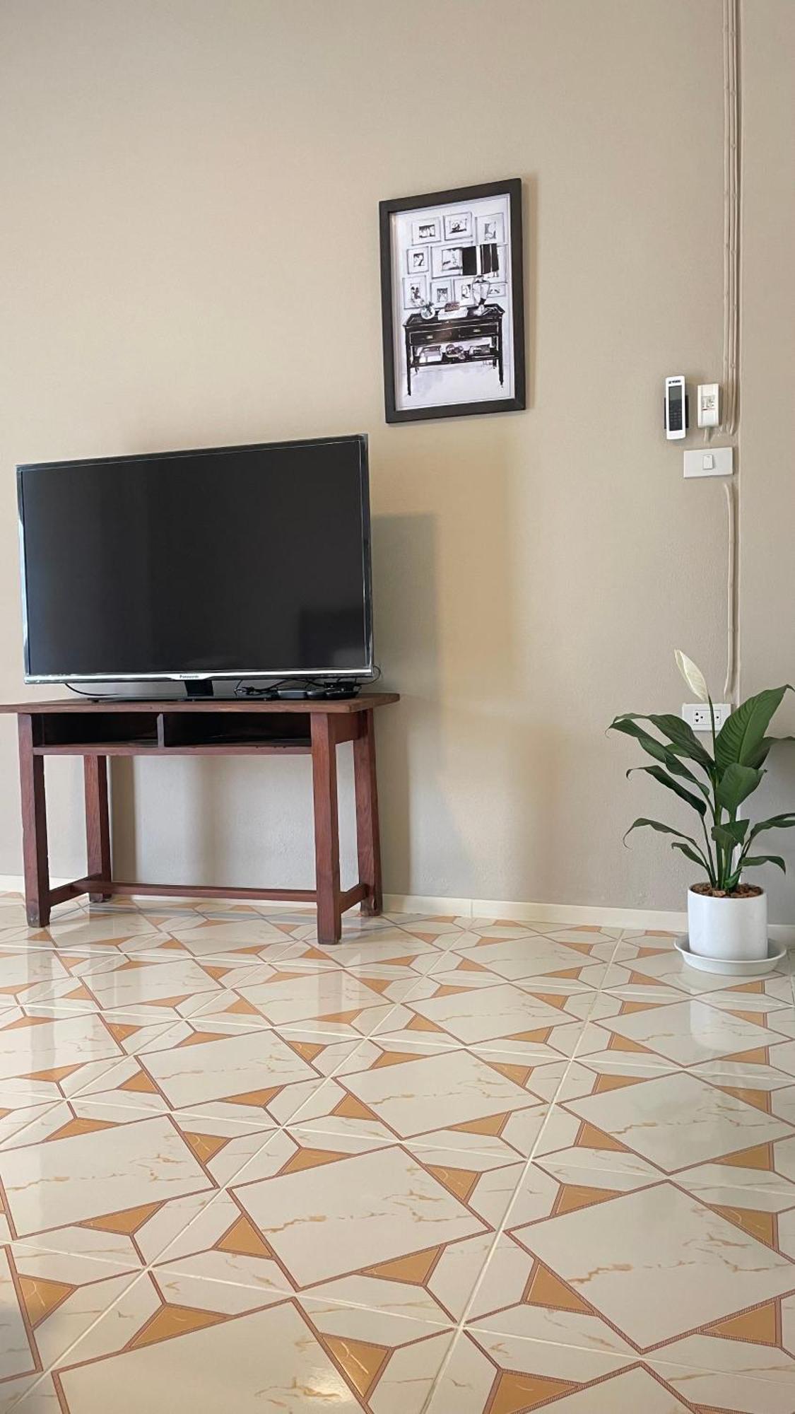 Ay'S House Aparthotel Chiang Mai Buitenkant foto